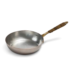 Frying pan with vine-wrapped handle - large